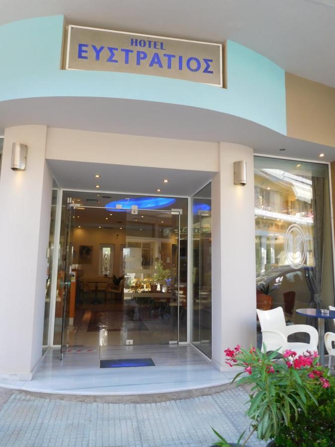 Efstratios Hotel Loutra Aidhipsou Exteriör bild