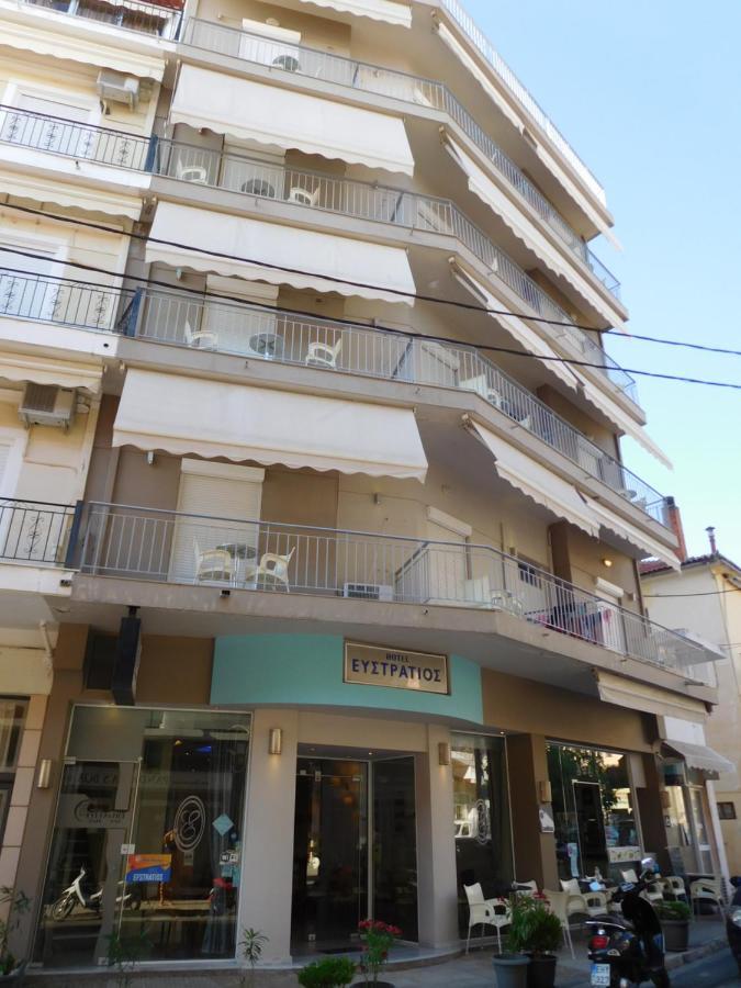 Efstratios Hotel Loutra Aidhipsou Exteriör bild