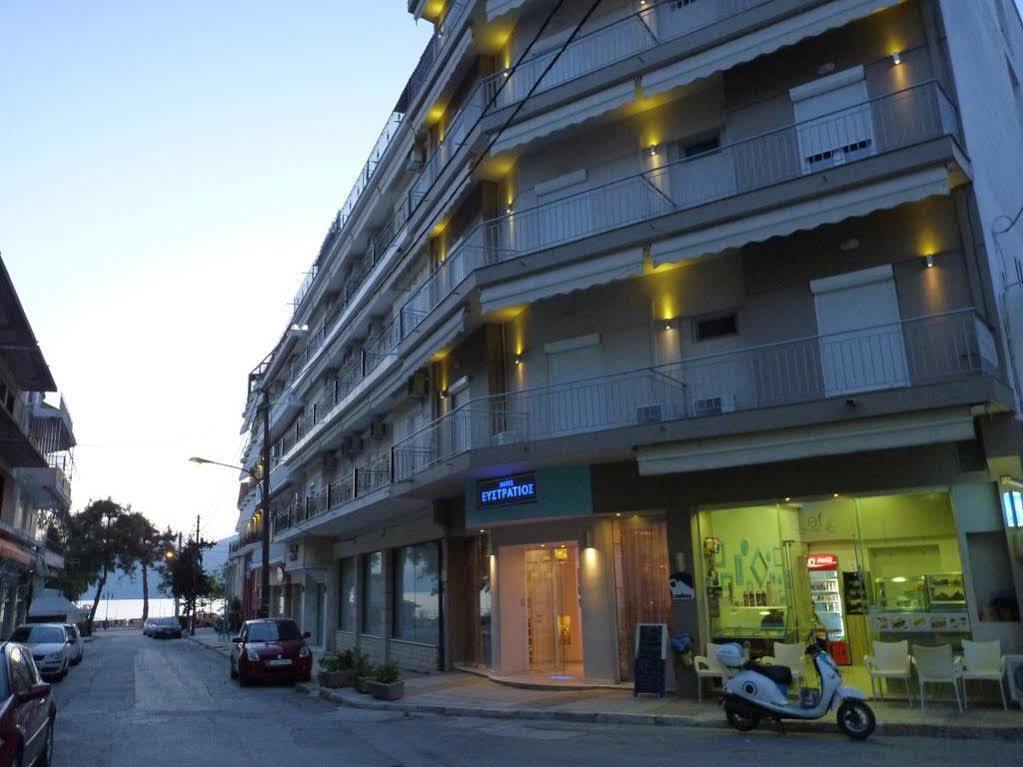 Efstratios Hotel Loutra Aidhipsou Exteriör bild