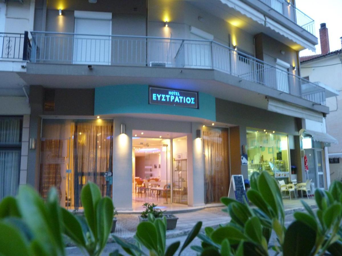 Efstratios Hotel Loutra Aidhipsou Exteriör bild